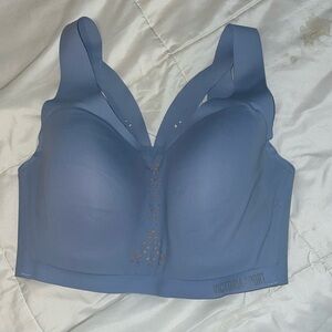 245 Victoria’s Secret sports bra
